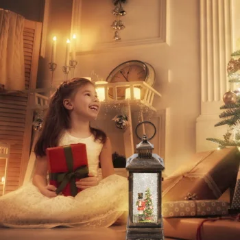 Home fenjer sa efektom padanja snega i LED diodom LTN17-2